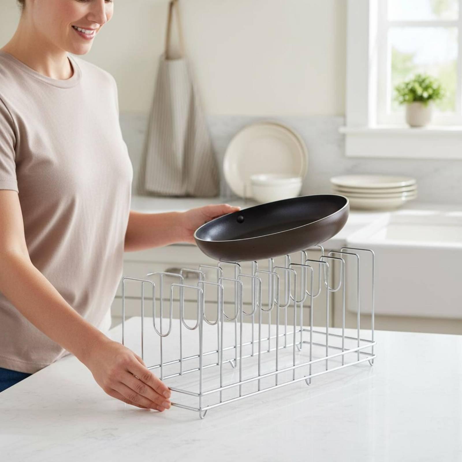 Kitchen Cabinet Baking Organizer - ベーキングパンオーガナイザー用縦型キッチンシェルフラック、安定した鉄製フレーム付き、カウンタートップキャビネット収納用