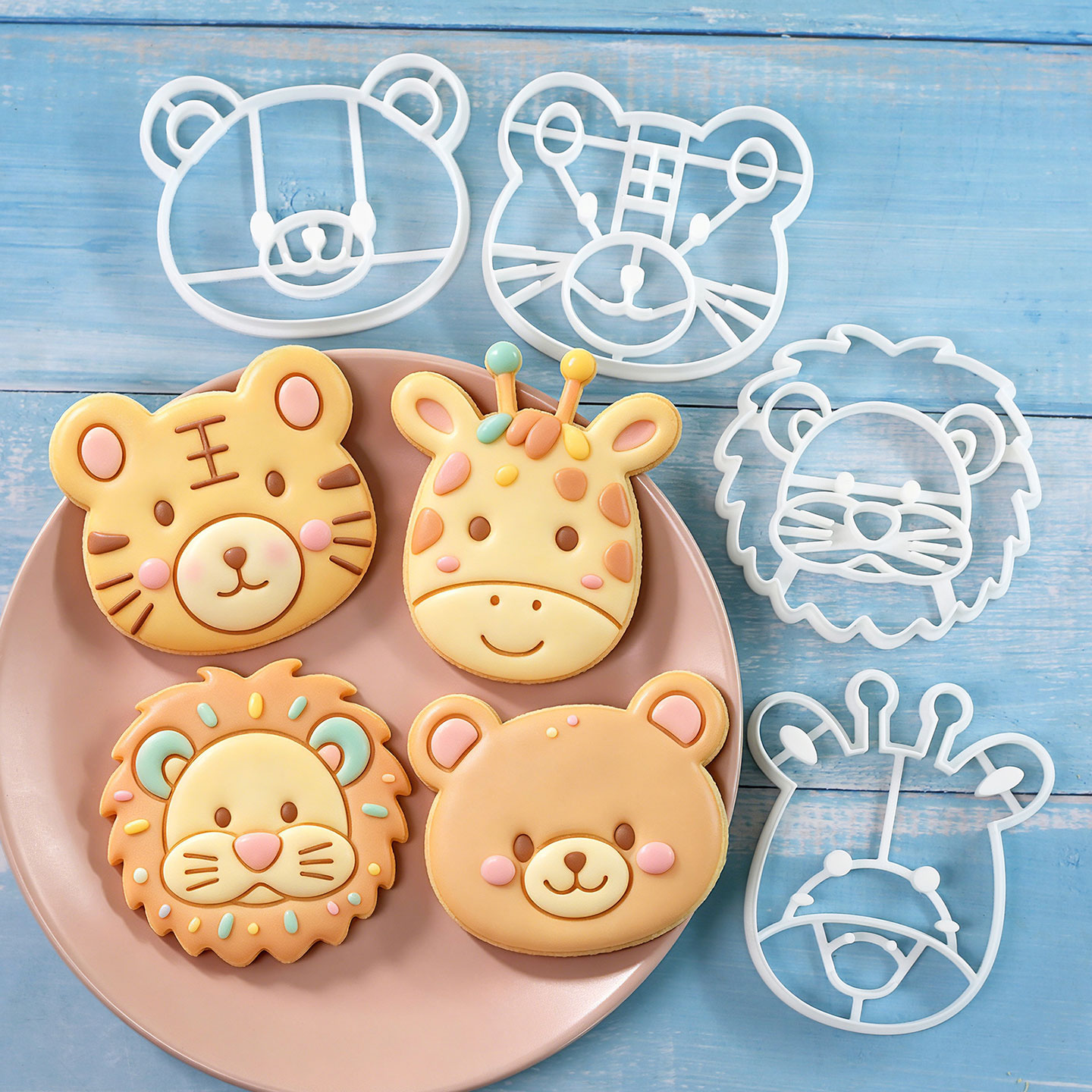 4個入り動物型クッキーカッターセット 3Dキュートなライオン - Kitchen Equipment For Baking のレビューと価格