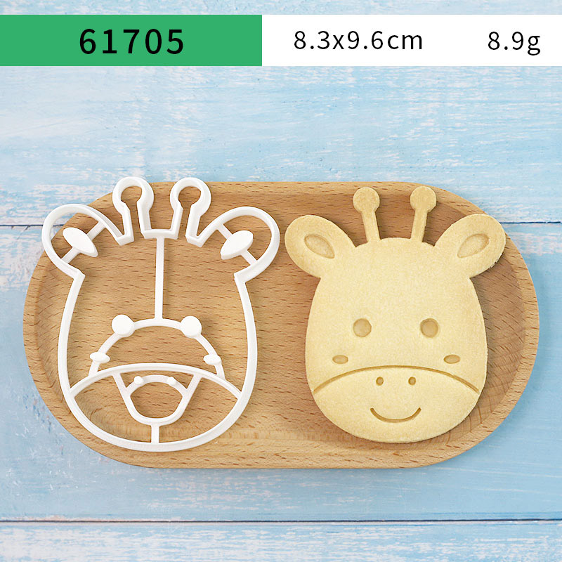 4個入り動物型クッキーカッターセット 3Dキュートなライオン - Kitchen Equipment For Baking のレビューと価格