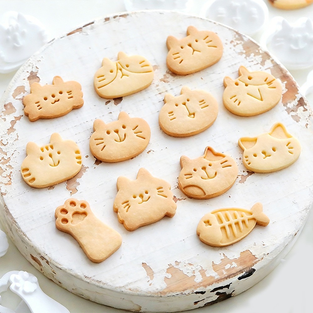 かわいい子猫DIYスタンプクッキーカッター焼き型ベーキングア - Kitchen Equipment For Baking のレビューと価格