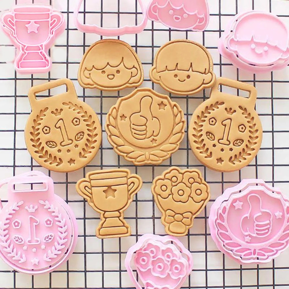メダル、トロフィー、クッキーカッター、漫画ケーキ、ビスケット - Kitchen Equipment For Baking のレビューと価格